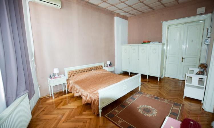 Apartament 5 camere - Zona Cismigiu - Parter inalt
