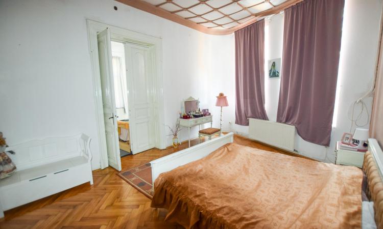 Apartament 5 camere - Zona Cismigiu - Parter inalt