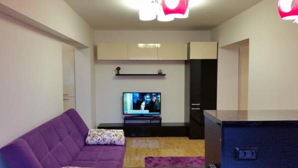 Apartament 3 camere - Decomandat - 70mp - Stefan cel Mare / Aleea Circului