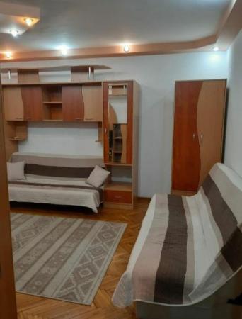 Garsoniera - Piata Unirii - Casa Poporului - 37 mp - bloc 1993