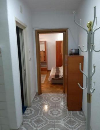 Garsoniera - Piata Unirii - Casa Poporului - 37 mp - bloc 1993