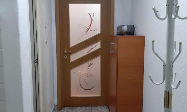 Garsoniera - Piata Unirii - Casa Poporului - 37 mp - bloc 1993