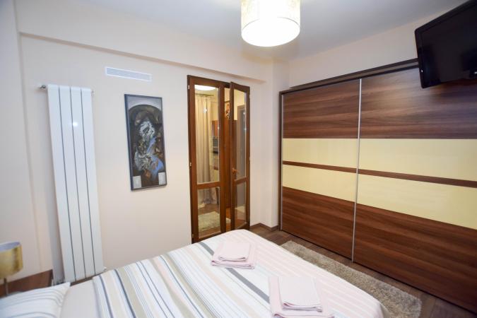 Apartament 2 camere - Dorobanti - Calea Floreasca - Bloc 2011