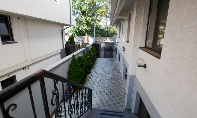 Chic 3-room Apartment-Bucurestii Noi-Metrou Jiului