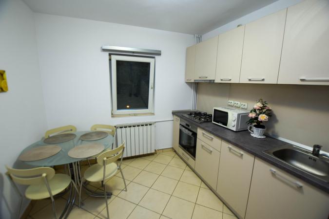 Apartament 3 camere - Aviatiei - Renovat complet - Mobila noua