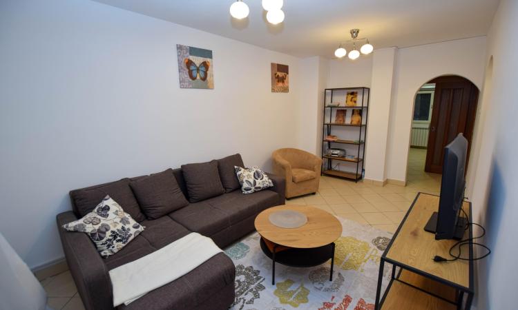 Apartament 3 camere - Aviatiei - Renovat complet - Mobila noua