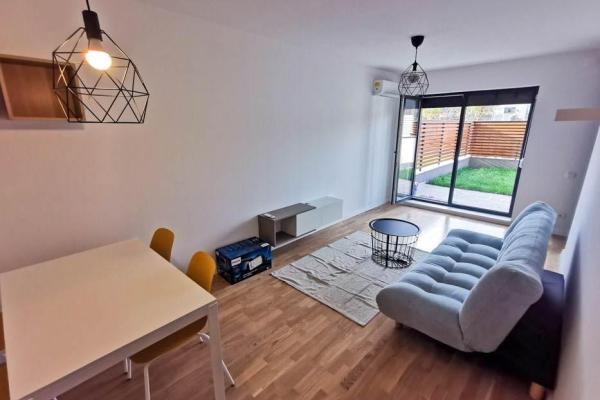 Apartament 2 camere curte proprie - Domenii - Arcadia