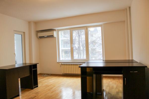 Spatiu birouri - 3 camere - Piata Victoriei