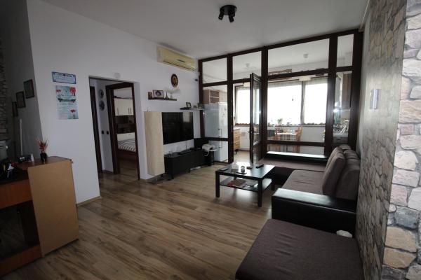 3 camere - Sisesti- 2 Cocosi