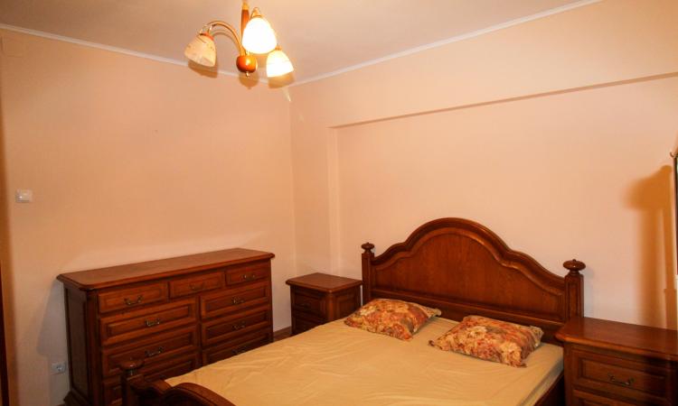 3 camere - Calea Calarasi - 10 min Metrou Muncii - 390 Euro