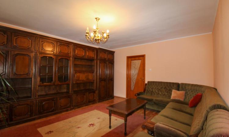 3 camere - Calea Calarasi - 10 min Metrou Muncii - 390 Euro