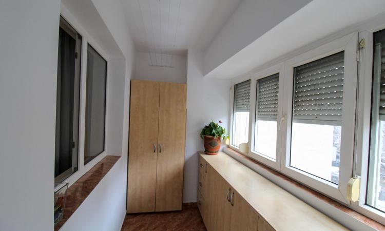 3 camere - Calea Calarasi - 10 min Metrou Muncii - 390 Euro