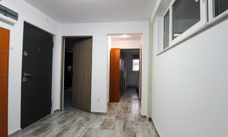 3 rooms - Victoriei Square