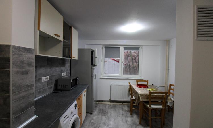 3 rooms - Victoriei Square