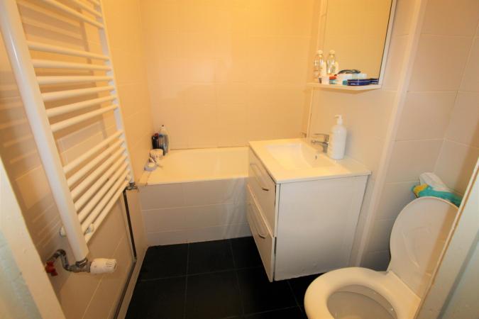 Apartament 3 camere-Grigore Moisil- Lacul tei
