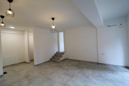 Apartament Aviatiei - Curte  propie 58 mp - Constructie 2020