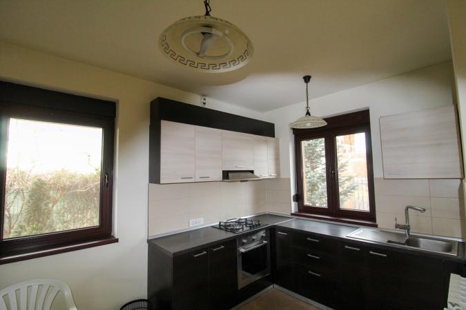 Villa in the Straulesti lake area - B + GF + 1 + AT - own courtyard