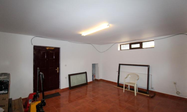 Villa in the Straulesti lake area - B + GF + 1 + AT - own courtyard