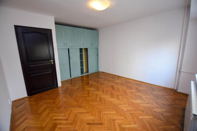 3 camere - Aviatiei - Caramfil- Etaj 2/4