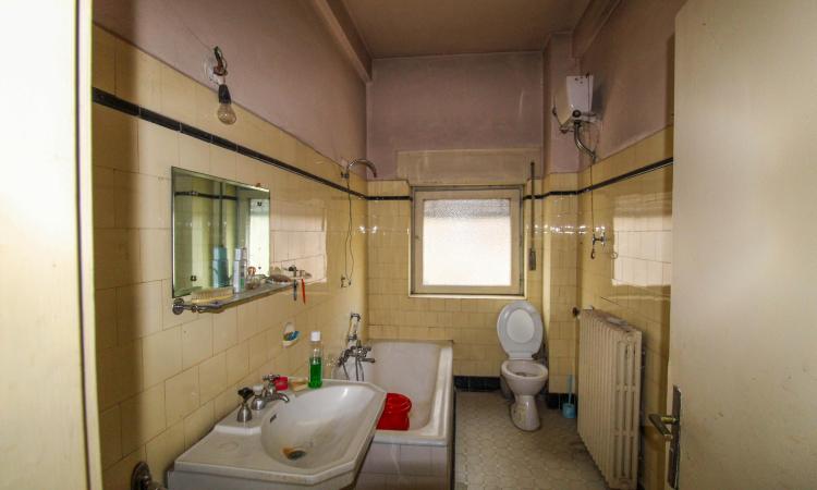 3-room apartment in a villa - special architecture - Primaverii