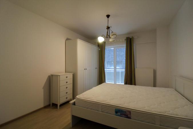 4-room apartment - new complex - Damaroaia