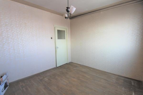 Vanzare 2 camere-Grivita-Medlife-Necesita renovare