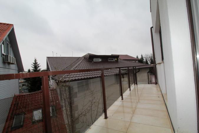 Apartament 3 camere+parcare subterana+boxa incluse