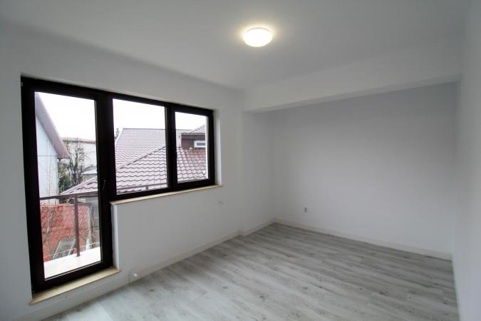 Apartament 3 camere+parcare subterana+boxa incluse
