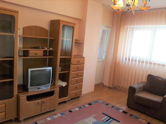 Vanzare apartament 3 camere-Stefan cel Mare-Viitorului-Lizeanu