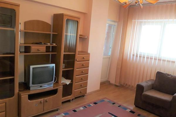 Vanzare apartament 3 camere-Stefan cel Mare-Viitorului-Lizeanu