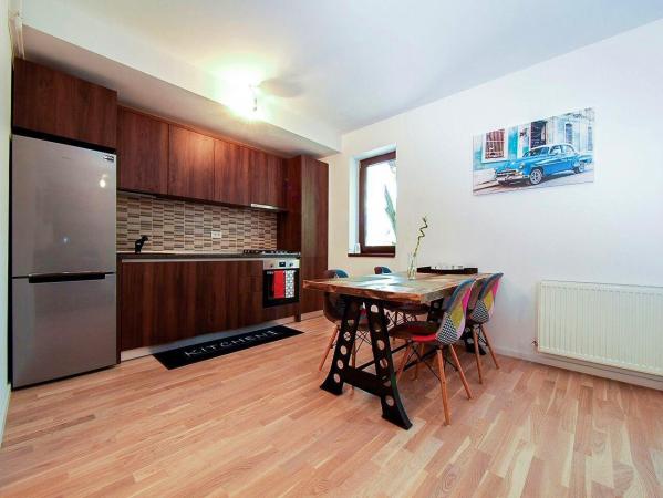 Apartament 3 camere Baneasa - Ficusului