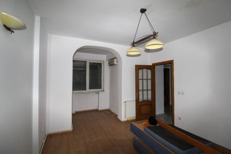 Detached 5-room apartment - University