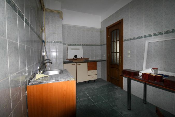 Detached 5-room apartment - University