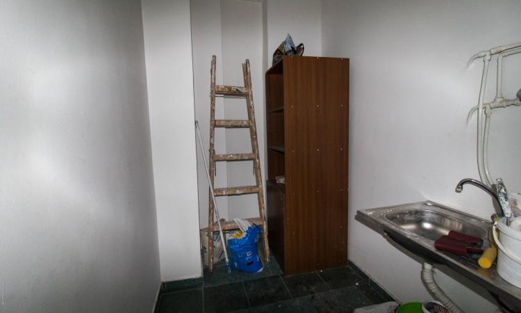 Detached 5-room apartment - University