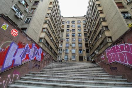 Detached 5-room apartment - University