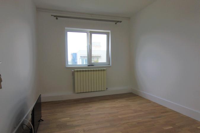 Vanzare Apartament 3 camere - Nemobilat Baneasa - zona Ficusului