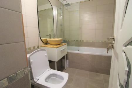 Vanzare Apartament 3 camere - Nemobilat Baneasa - zona Ficusului