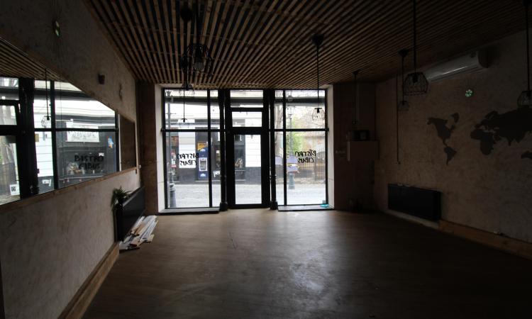 Spatiu Comercial - Centrul vechi - Parter