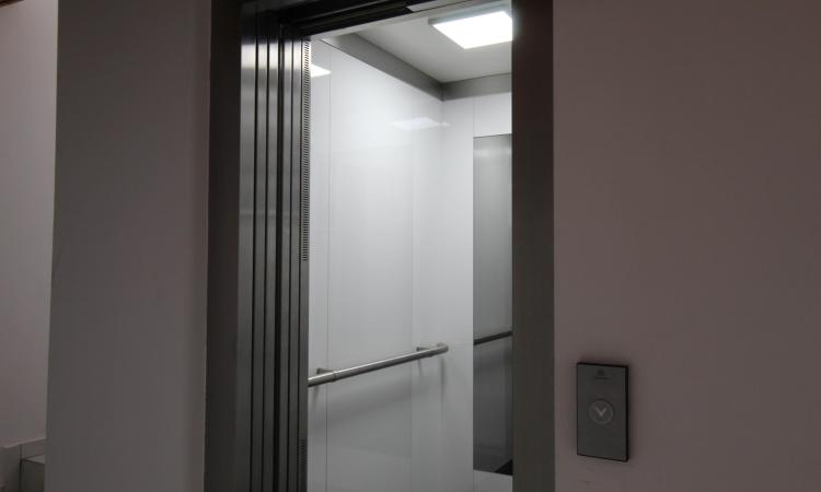 Apartament 2 camere cu loc parcare subteran Aviatiei