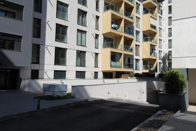 Apartament 2 camere cu loc parcare subteran Aviatiei