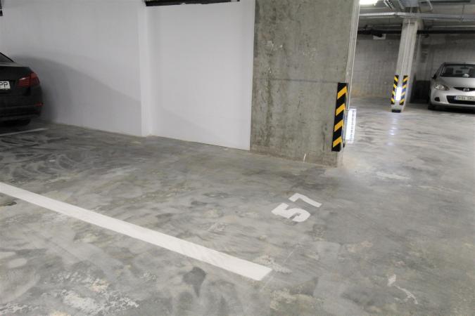 Detached 1 bedroom Apartment +parking for rent Luxuria Residence  - Domenii