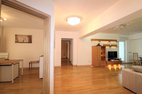 4 Camere Piata Victoriei renovat lux