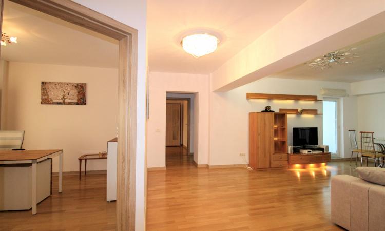 4 Camere Piata Victoriei renovat lux
