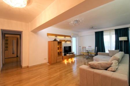 4 Camere Piata Victoriei renovat lux