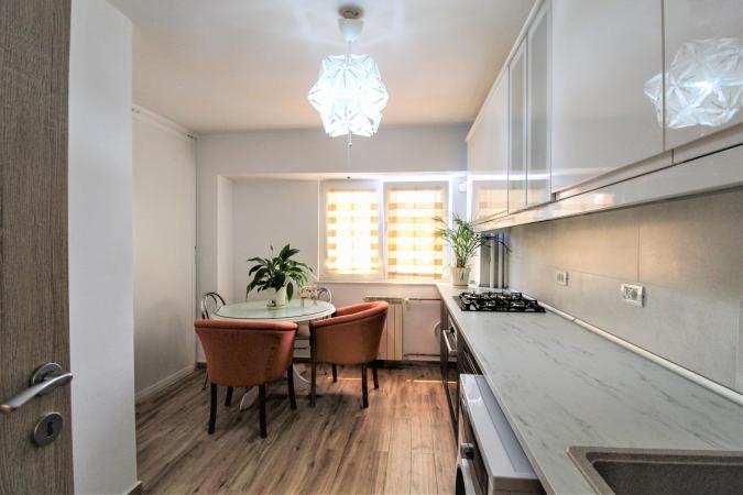 4 Camere Piata Victoriei renovat lux