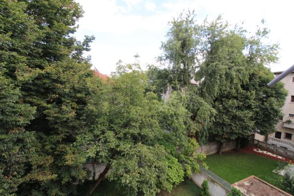 Ap 4 camere cu priveliste superba - zona Capitale - Dorobanti