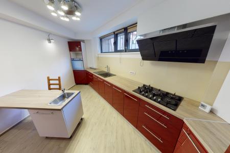 Duplex 5 camere - lux - 150mp - Piata Victoriei