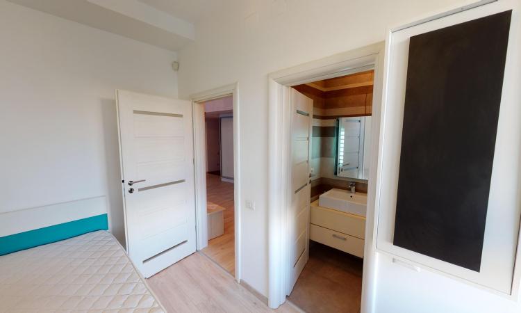 Duplex 5 camere - lux - 150mp - Piata Victoriei