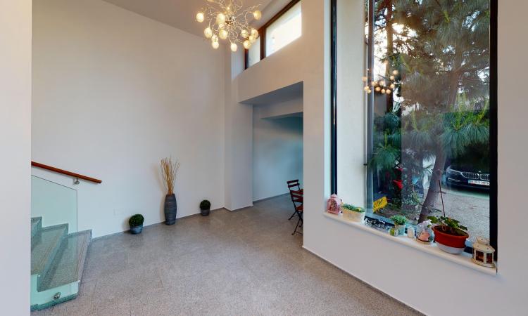 Duplex 5 camere - lux - 150mp - Piata Victoriei
