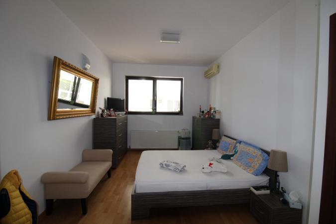 3 camere 125mp + curte proprie 30mp - decomandat - Arcul de Triumf - Clucerului